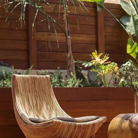 Villa Horizon Stone House