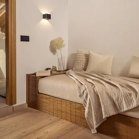 Villa Horizon Stone House *