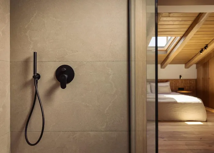 Villa Horizon Stone House